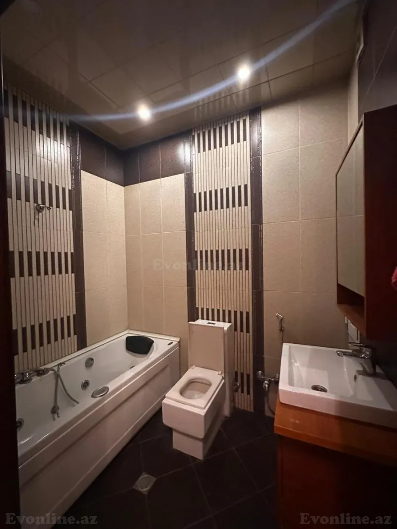 Satılır 3 otaqlı Mənzil Yeni tikili 95 m² 7-ci mikrorayon - şəkil 8