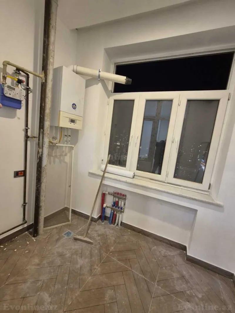 Satılır 3 otaqlı Mənzil Yeni tikili 100 m² İnşaatçılar m. - şəkil 7