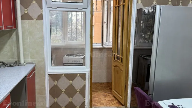 Kirayə verilir 3 otaqlı Mənzil Köhnə tikili 70 m² Əhmədli - şəkil 3