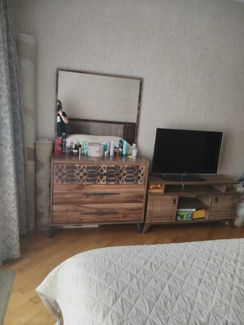 Satılır 2 otaqlı Mənzil Köhnə tikili 70 m² Xətai m. - şəkil 3