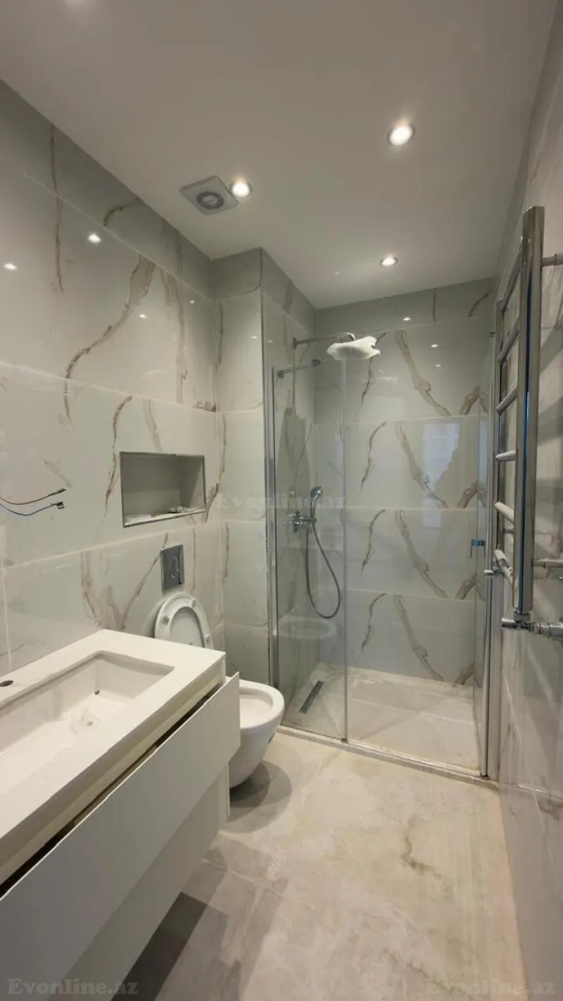 Satılır 2 otaqlı Mənzil Yeni tikili 70 m² Bakmil m. - şəkil 12