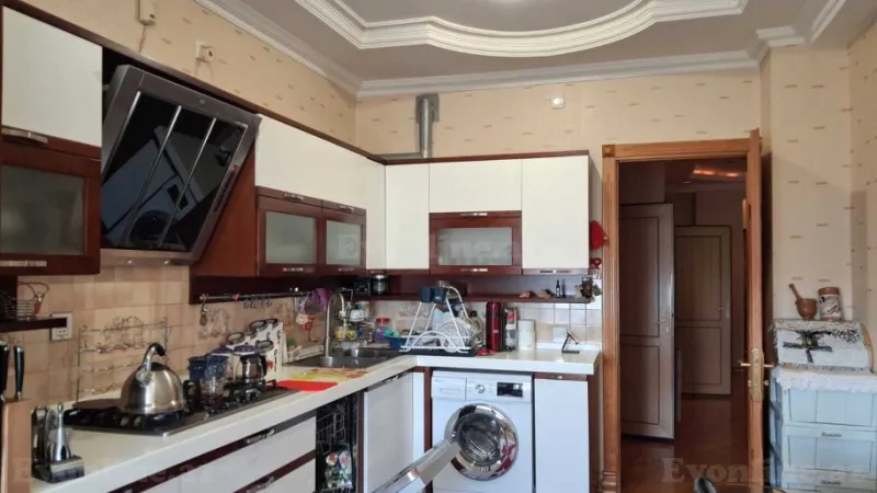 Satılır 3 otaqlı Mənzil Yeni tikili 144 m² Nərimanov r. - şəkil 14