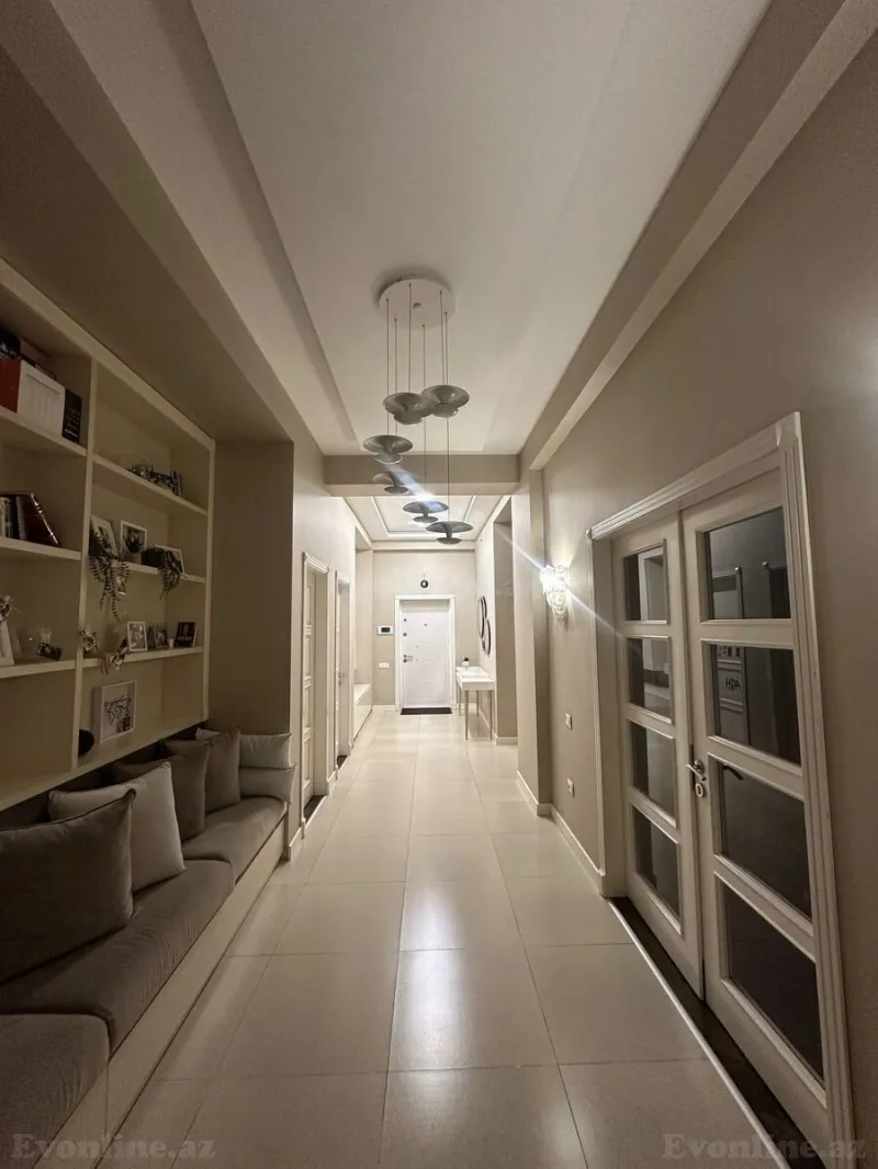 Satılır 4 otaqlı Mənzil Yeni tikili 200 m² Nizami m. - şəkil 8