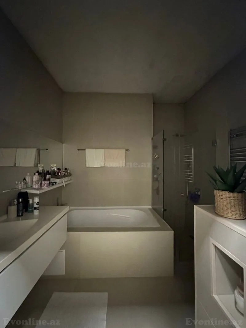 Satılır 4 otaqlı Mənzil Yeni tikili 200 m² Nizami m. - şəkil 11