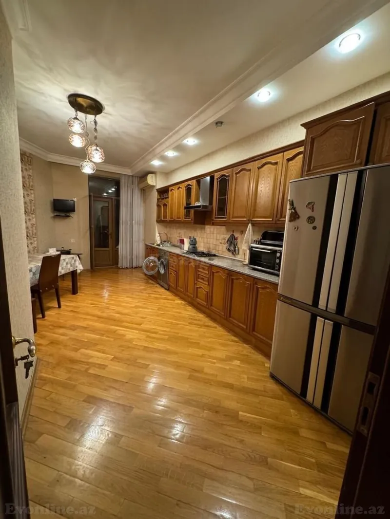 Satılır 3 otaqlı Mənzil Yeni tikili 152 m² Nərimanov r. - şəkil 14