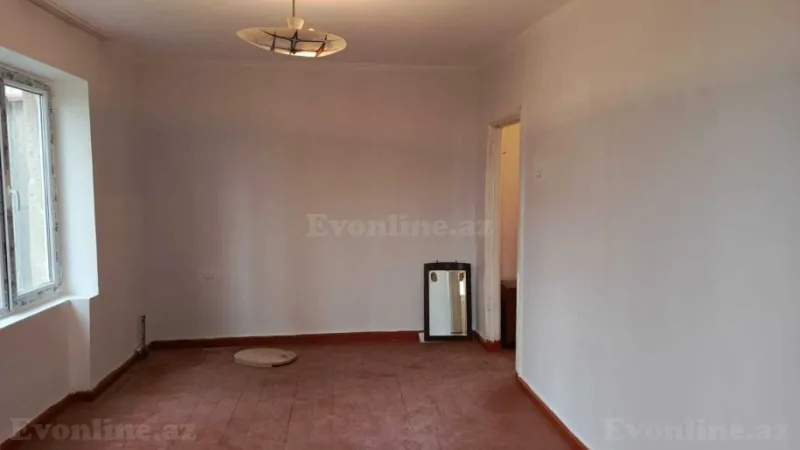 Kirayə verilir 1 otaqlı Mənzil Köhnə tikili 35 m² Nəriman Nərimanov m.