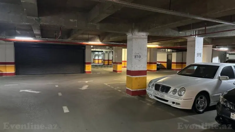 Satılır 4 otaqlı Mənzil Yeni tikili 150 m² 8-ci mikrorayon - şəkil 6