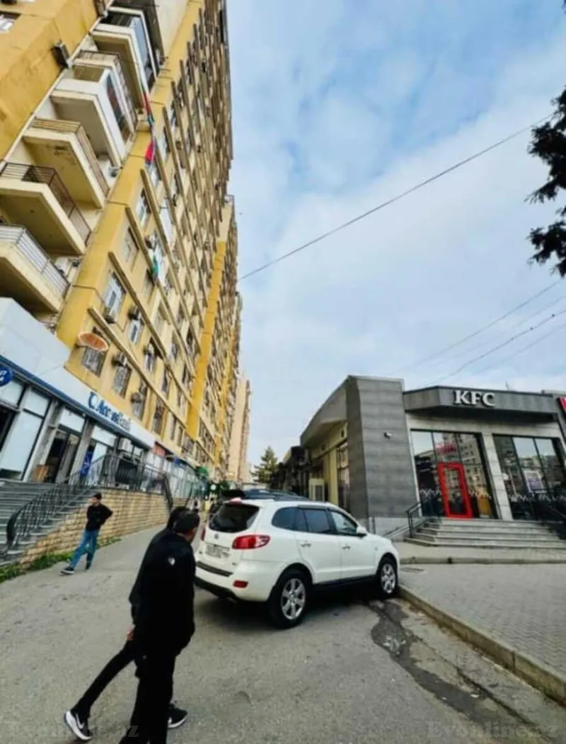 Satılır 3 otaqlı Mənzil Yeni tikili 105 m² Həzi Aslanov m.