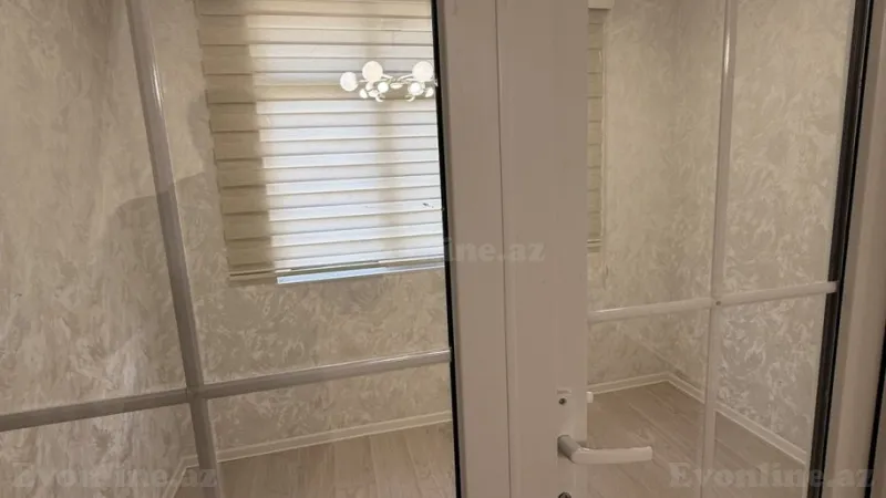 Satılır 3 otaqlı Mənzil Köhnə tikili 80 m² Neftçilər m. - şəkil 3