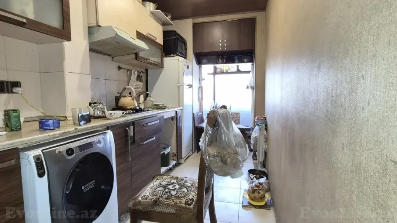 Satılır 3 otaqlı Mənzil Köhnə tikili 80 m² Nəsimi r. - şəkil 3