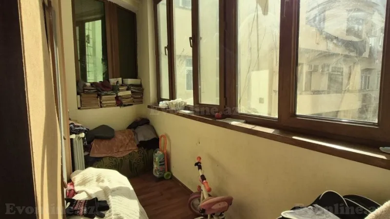 Satılır 3 otaqlı Mənzil Köhnə tikili 80 m² Nəsimi r. - şəkil 4