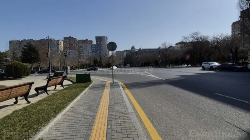 Satılır 3 otaqlı Mənzil Köhnə tikili 80 m² Nəsimi r. - şəkil 12