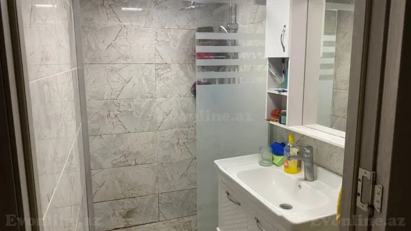 Satılır 3 otaqlı Mənzil Köhnə tikili 80 m² Yeni Yasamal - şəkil 6