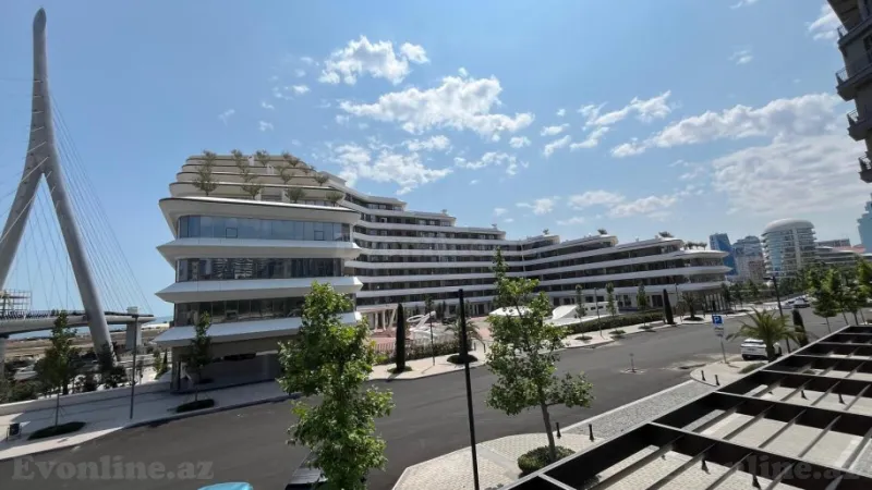 Satılır 4 otaqlı Mənzil Yeni tikili 178 m² Xətai r.