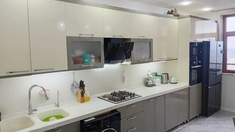 Satılır 4 otaqlı Mənzil Yeni tikili 149 m² Yasamal r. - şəkil 20