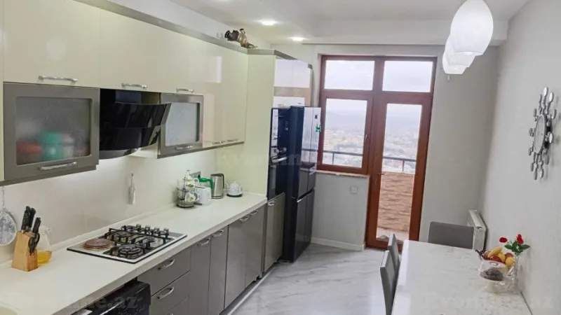 Satılır 4 otaqlı Mənzil Yeni tikili 149 m² Yasamal r. - şəkil 22