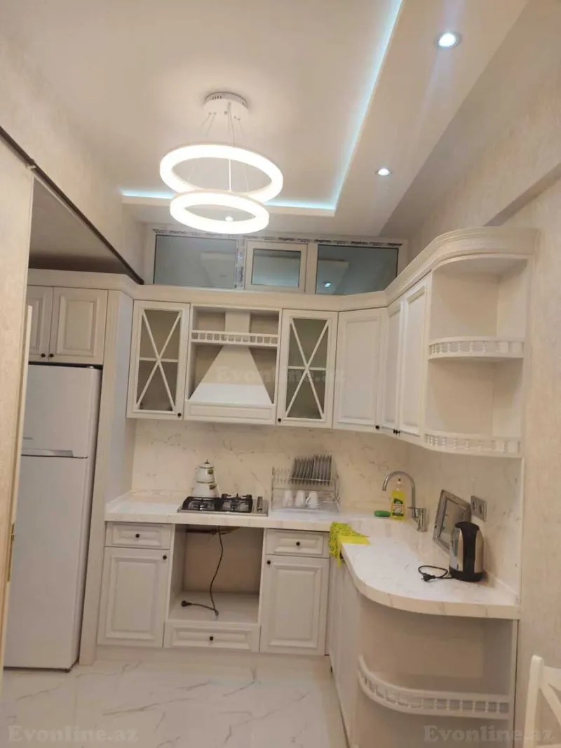 Kirayə verilir 2 otaqlı Mənzil Yeni tikili 76 m² Xətai m. - şəkil 8