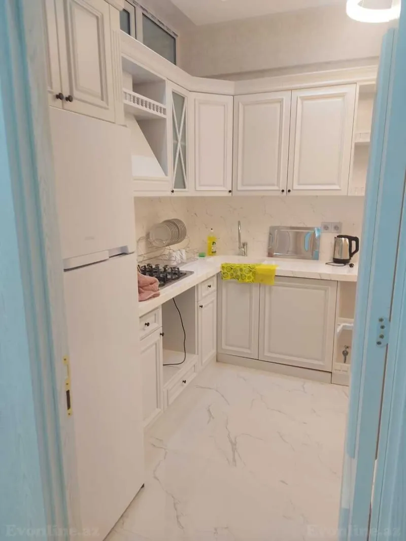 Kirayə verilir 2 otaqlı Mənzil Yeni tikili 76 m² Xətai m. - şəkil 10