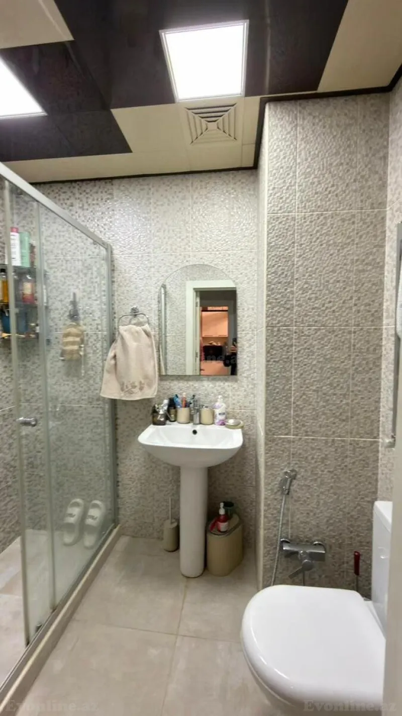 Satılır 2 otaqlı Mənzil Yeni tikili 50 m² Qara Qarayev m. - şəkil 19