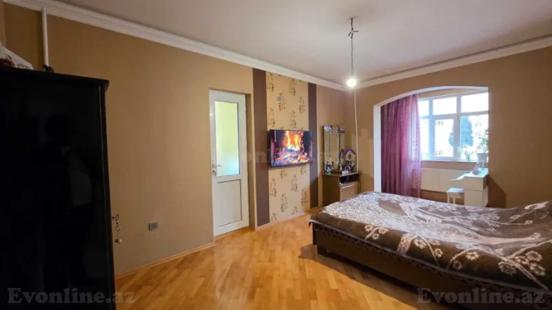 Satılır 3 otaqlı Mənzil Köhnə tikili 80 m² Suraxanı r.