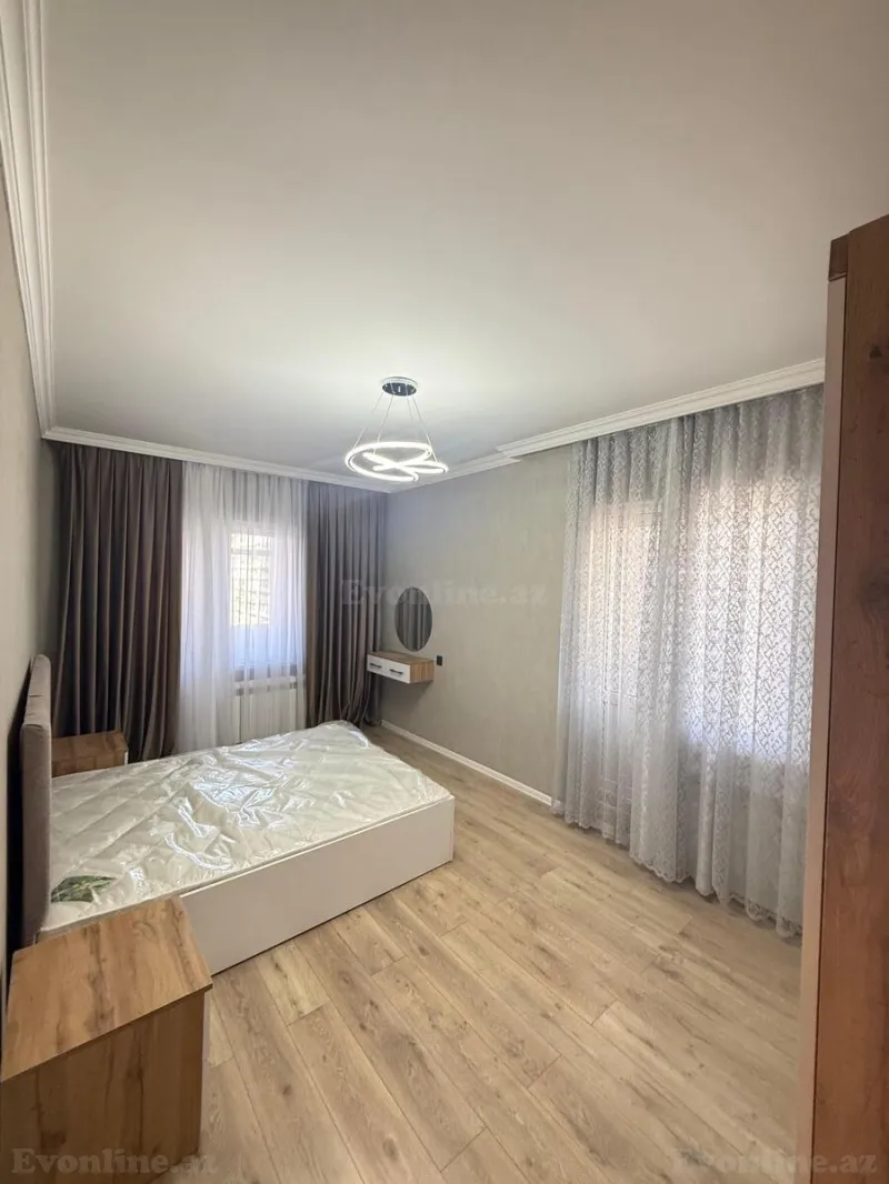 Satılır 3 otaqlı Mənzil Köhnə tikili 86 m² Xalqlar Dostluğu m.
