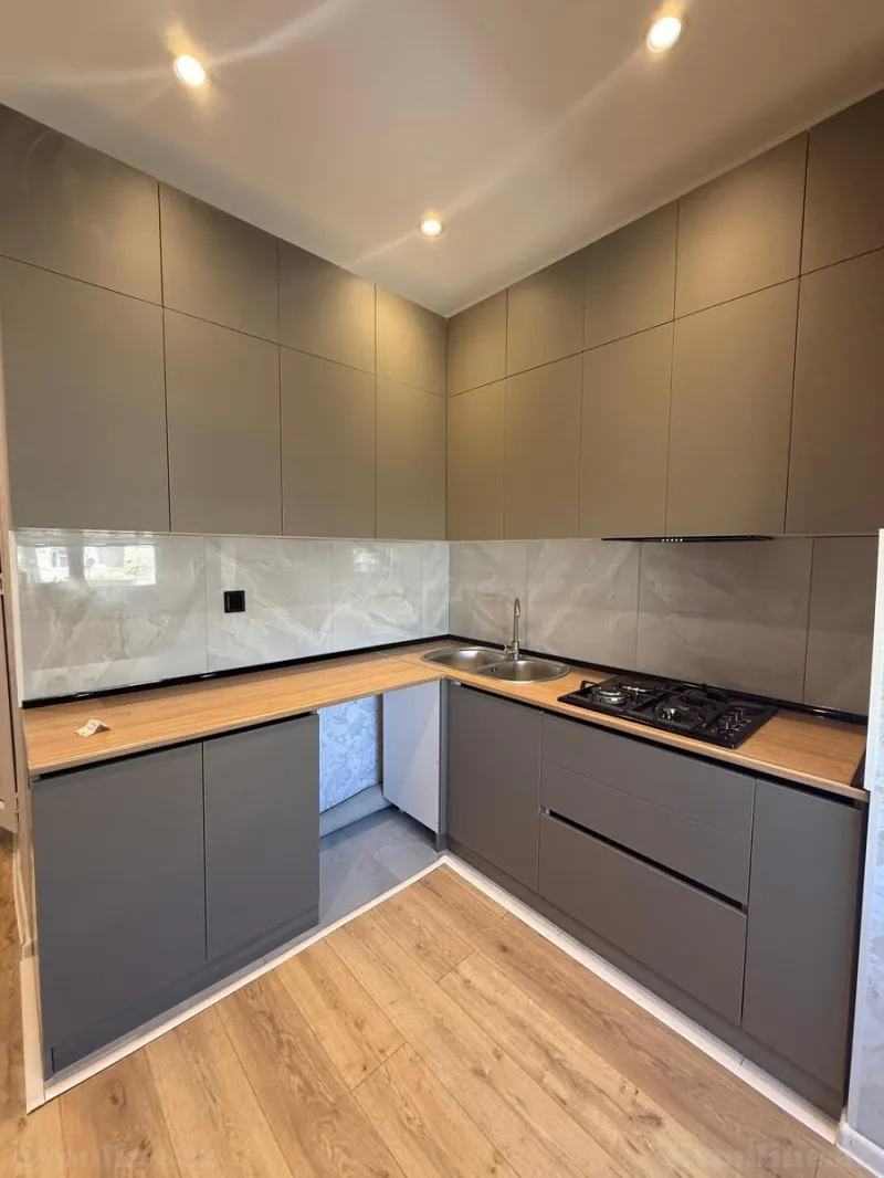 Satılır 3 otaqlı Mənzil Köhnə tikili 86 m² Xalqlar Dostluğu m. - şəkil 10