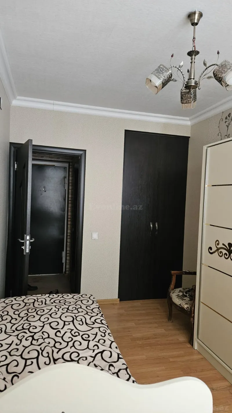 Satılır 4 otaqlı Mənzil Köhnə tikili 86 m² Binə - şəkil 12