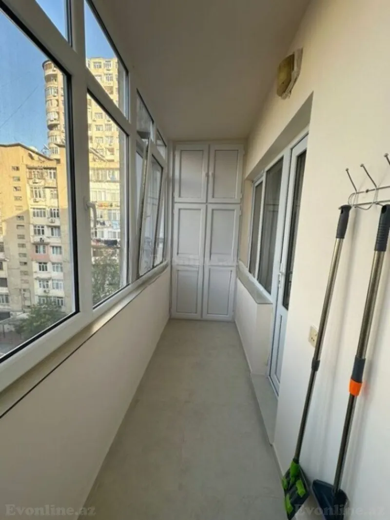 Satılır 4 otaqlı Mənzil Köhnə tikili 100 m² 4-cü mikrorayon - şəkil 13