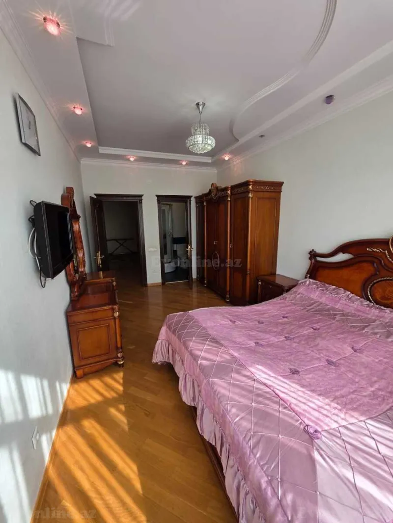 Satılır 4 otaqlı Mənzil Yeni tikili 180 m² Gənclik m. - şəkil 3