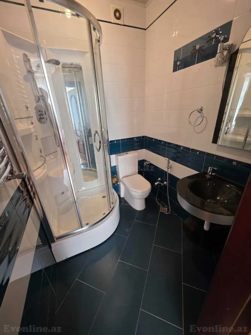 Satılır 4 otaqlı Mənzil Yeni tikili 180 m² Gənclik m. - şəkil 16