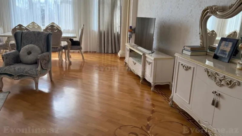 Satılır 4 otaqlı Mənzil Yeni tikili 220 m² Nərimanov r. - şəkil 2