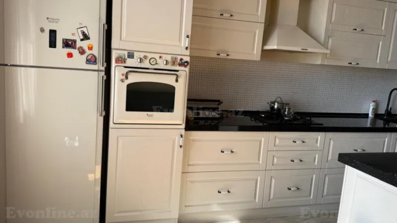 Satılır 4 otaqlı Mənzil Yeni tikili 220 m² Nərimanov r. - şəkil 6