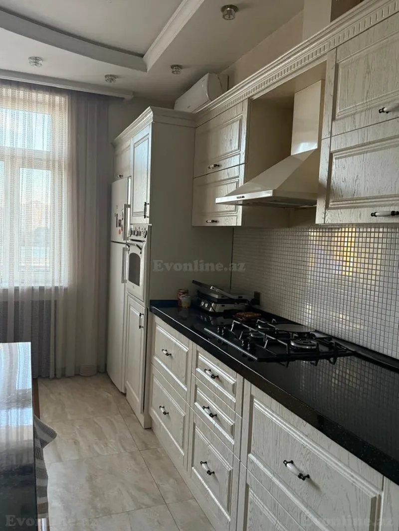 Satılır 4 otaqlı Mənzil Yeni tikili 220 m² Nərimanov r. - şəkil 22