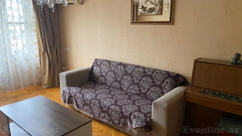 Satılır 3 otaqlı Mənzil Köhnə tikili 80 m² Yasamal r. - şəkil 3