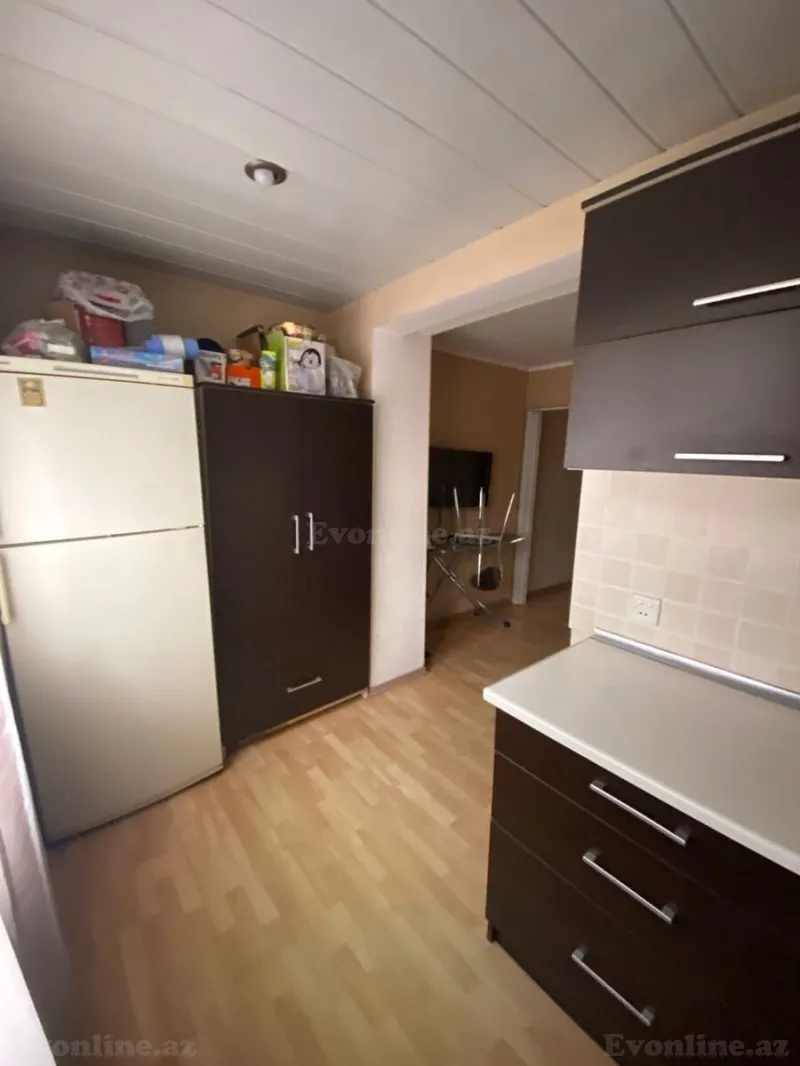 Satılır 3 otaqlı Mənzil Köhnə tikili 80 m² Yasamal r. - şəkil 14