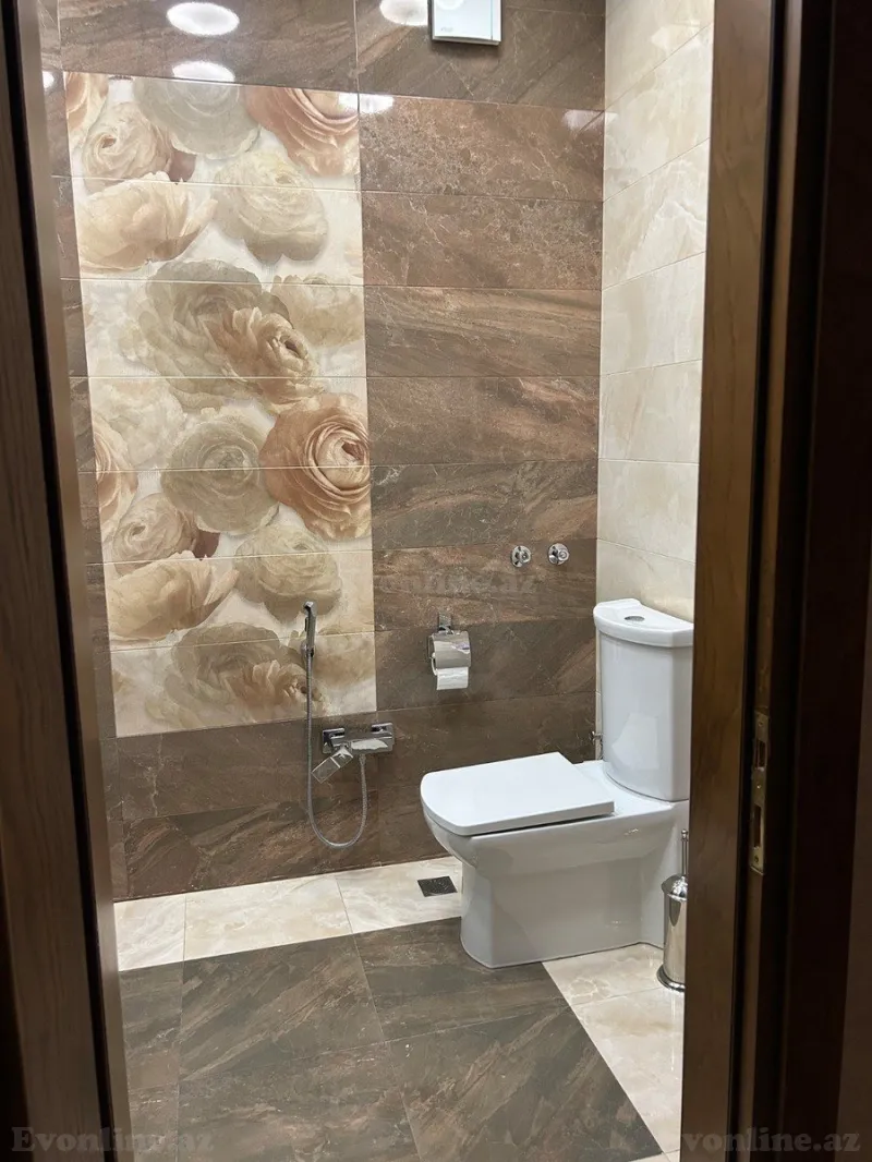 Satılır 3 otaqlı Mənzil Yeni tikili 135 m² Nəsimi r. - şəkil 23