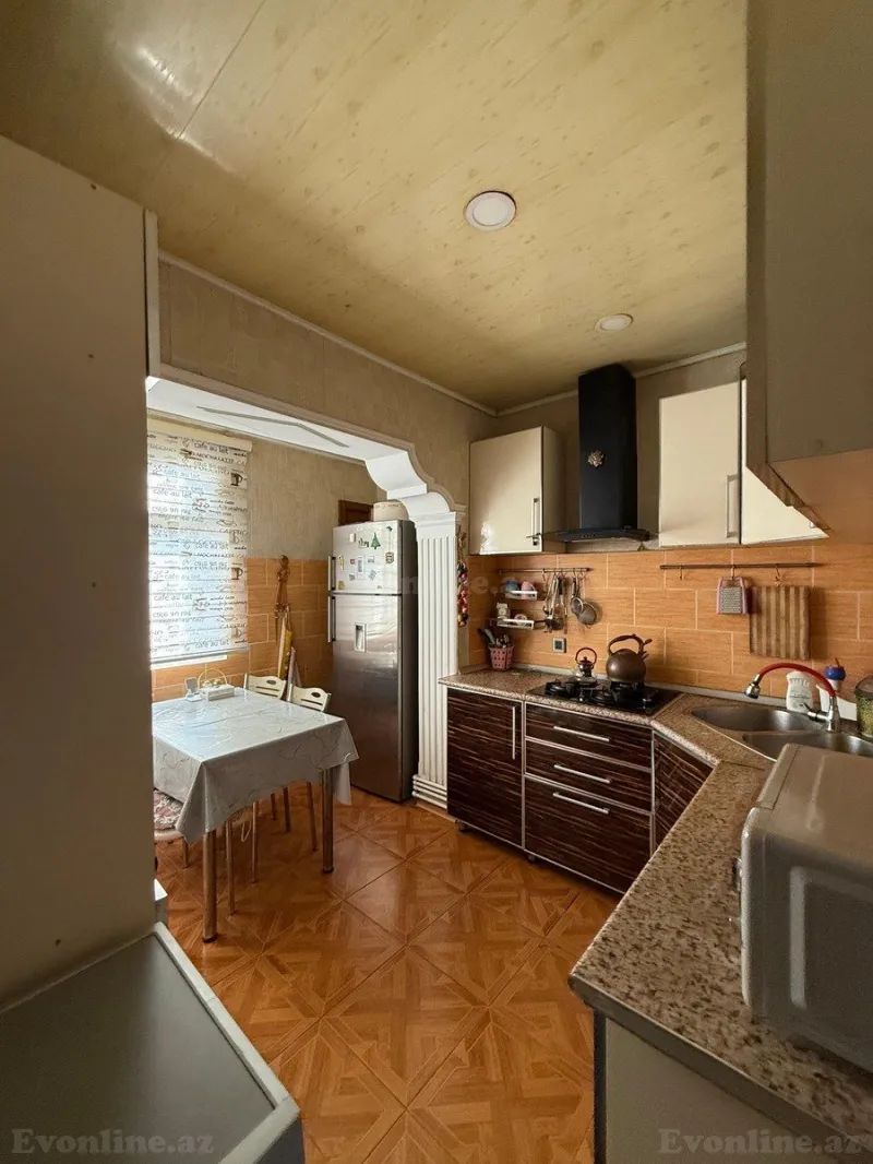 Satılır 4 otaqlı Mənzil Köhnə tikili 110 m² Yeni Yasamal - şəkil 12