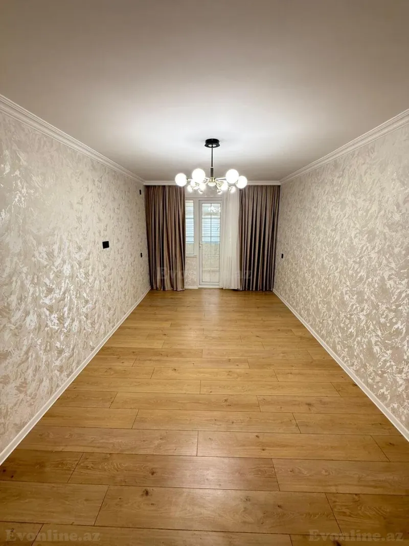 Satılır 3 otaqlı Mənzil Köhnə tikili 75 m² Neftçilər m.