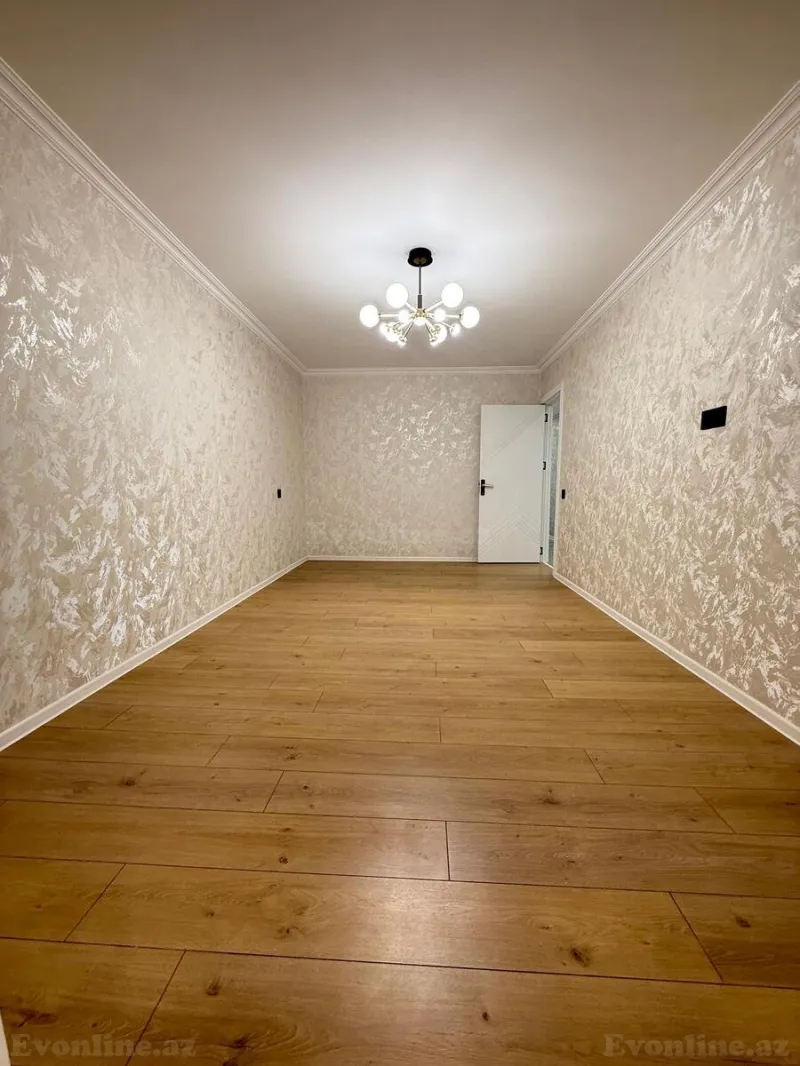 Satılır 3 otaqlı Mənzil Köhnə tikili 75 m² Neftçilər m. - şəkil 2