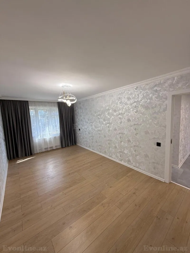 Satılır 3 otaqlı Mənzil Köhnə tikili 75 m² Neftçilər m. - şəkil 6