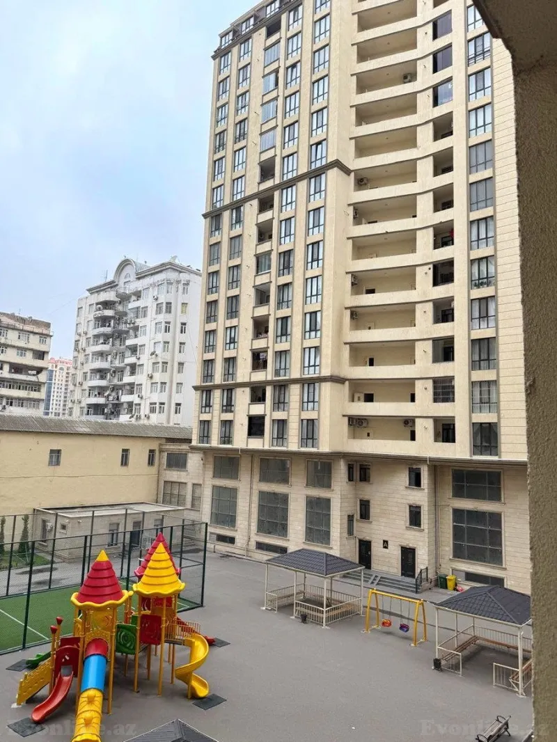 Kirayə verilir 2 otaqlı Mənzil Yeni tikili 85 m² Nərimanov r. - şəkil 6