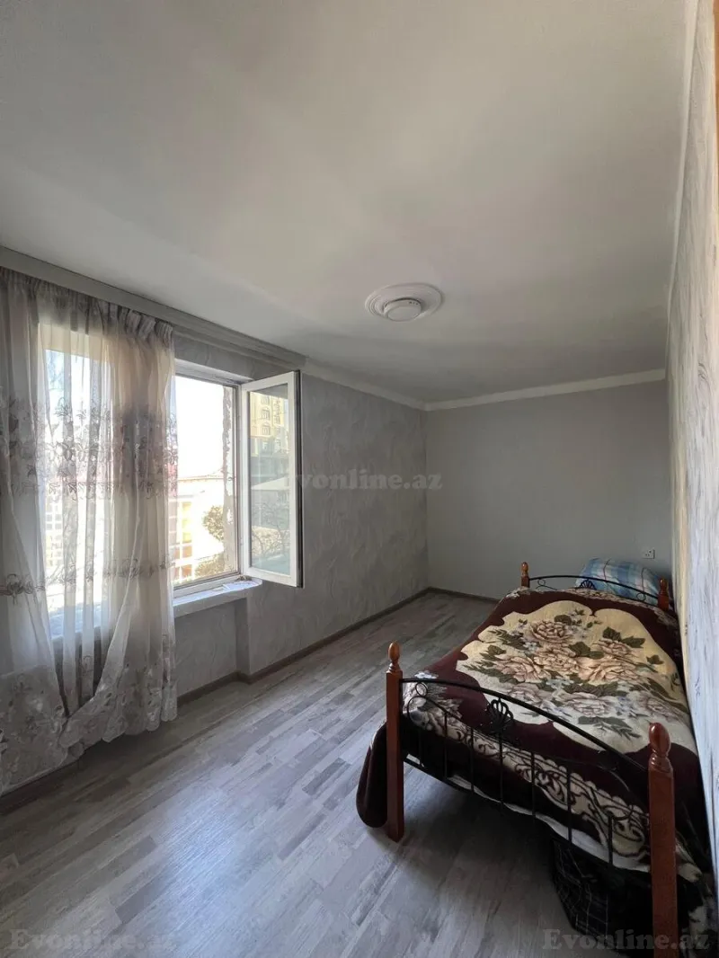 Satılır 2 otaqlı Mənzil Köhnə tikili 50 m² İnşaatçılar m. - şəkil 5