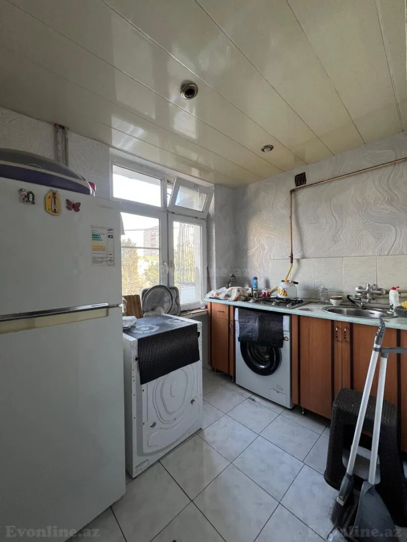 Satılır 2 otaqlı Mənzil Köhnə tikili 50 m² İnşaatçılar m. - şəkil 7