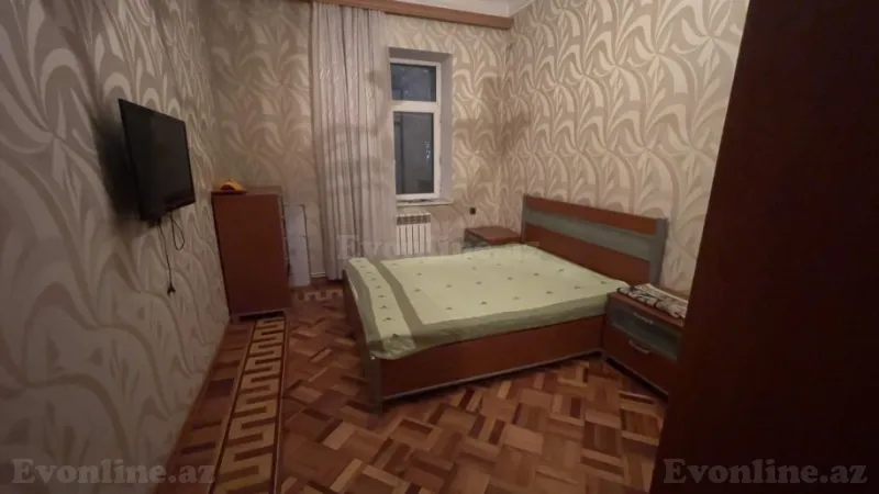 Kirayə verilir 2 otaqlı Mənzil Köhnə tikili 61 m² Nəriman Nərimanov m. - şəkil 2