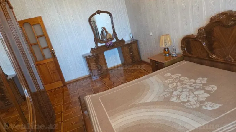 Satılır 4 otaqlı Mənzil Köhnə tikili 100 m² 9-cu mikrorayon - şəkil 4