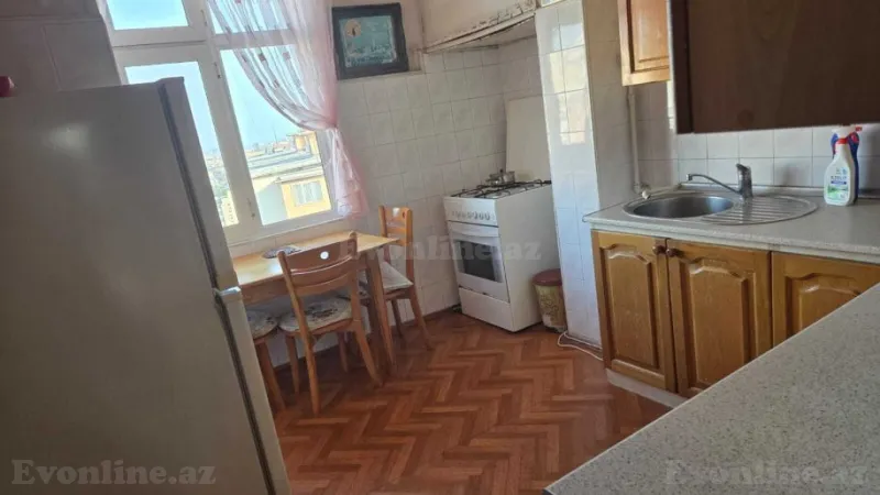 Satılır 4 otaqlı Mənzil Köhnə tikili 100 m² 9-cu mikrorayon - şəkil 8