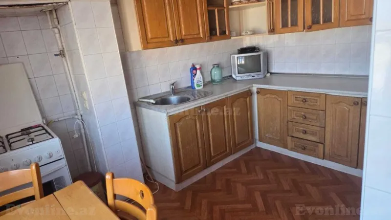 Satılır 4 otaqlı Mənzil Köhnə tikili 100 m² 9-cu mikrorayon - şəkil 9