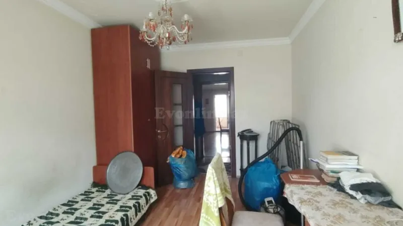 Satılır 4 otaqlı Mənzil Köhnə tikili 100 m² Elmlər Akademiyası m. - şəkil 6