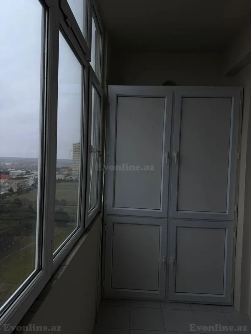 Satılır 2 otaqlı Mənzil Yeni tikili 90 m² Memar Əcəmi m. - şəkil 8