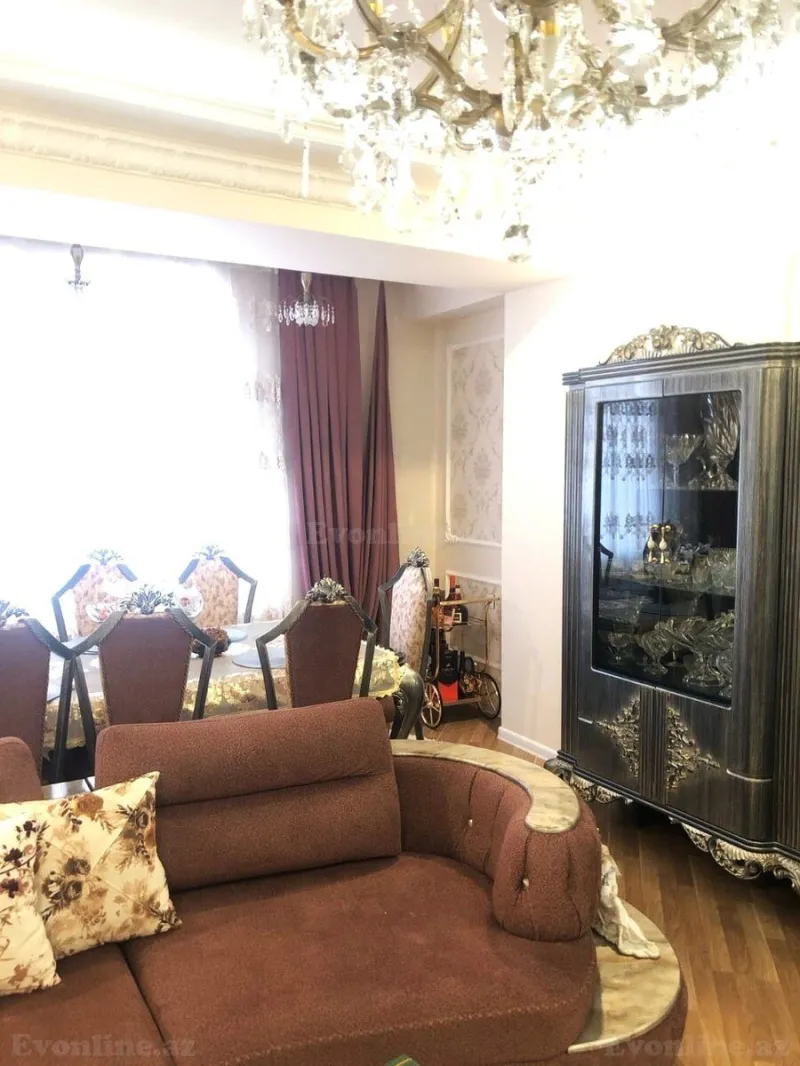 Satılır 5 otaqlı Mənzil Yeni tikili 170 m² İnşaatçılar m. - şəkil 4